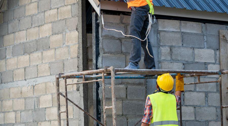 Expert top industrial roofings services in Broaddus, TX
